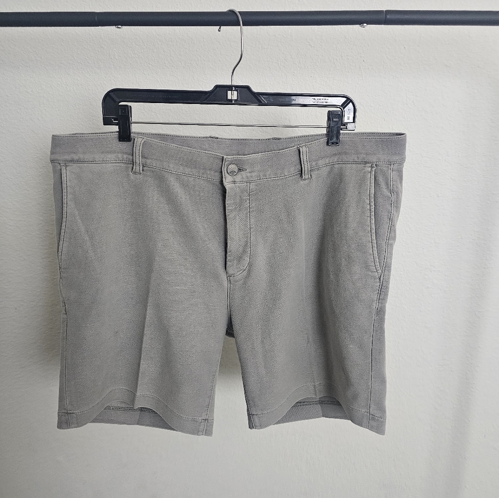 Faherty, size 38, gray color.